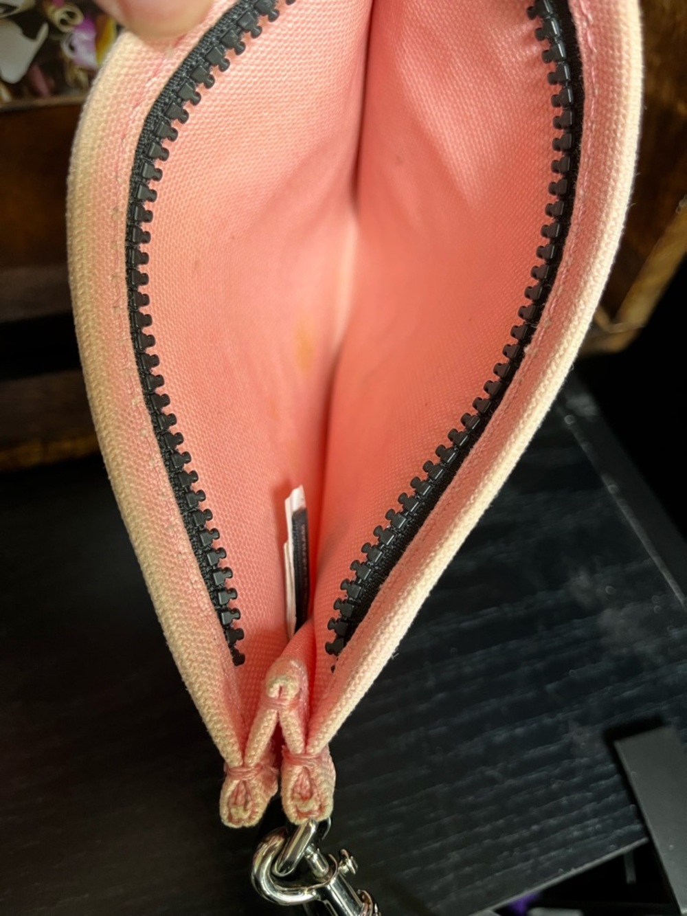 Marc Jacobs The Pouch in Pink - Picture 4 of 4